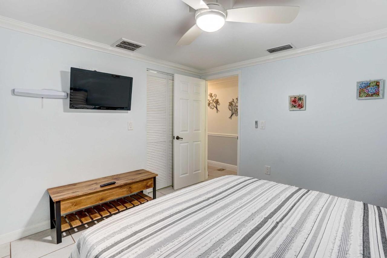 Breezy Naples Home With Private Outdoor Pool! Exteriör bild