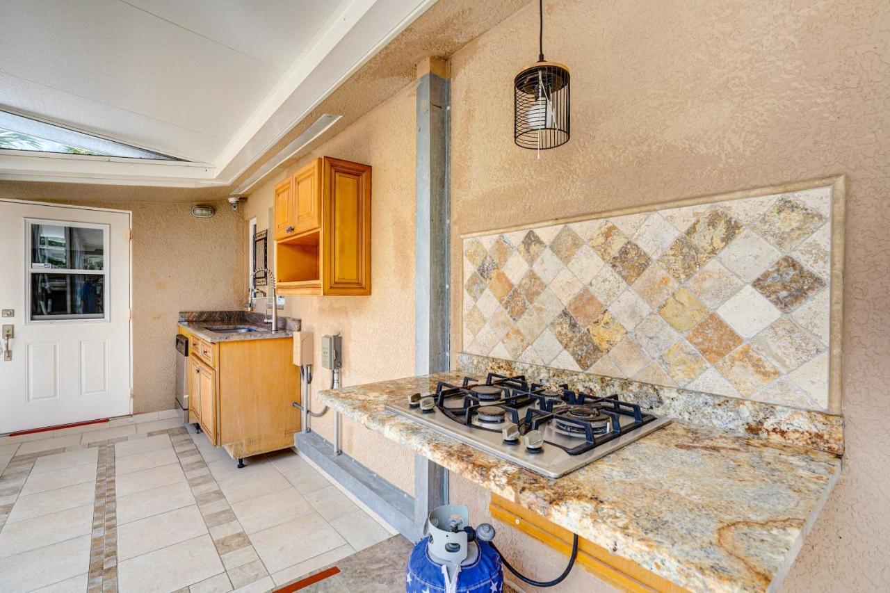 Breezy Naples Home With Private Outdoor Pool! Exteriör bild